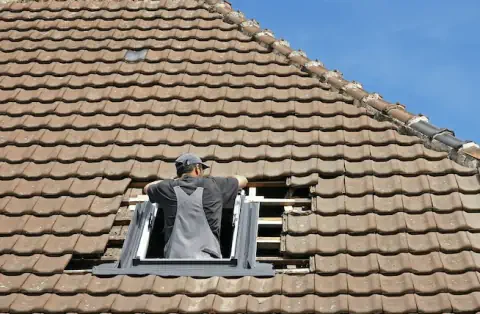 Pose de velux - Moulins-en-Bessin
